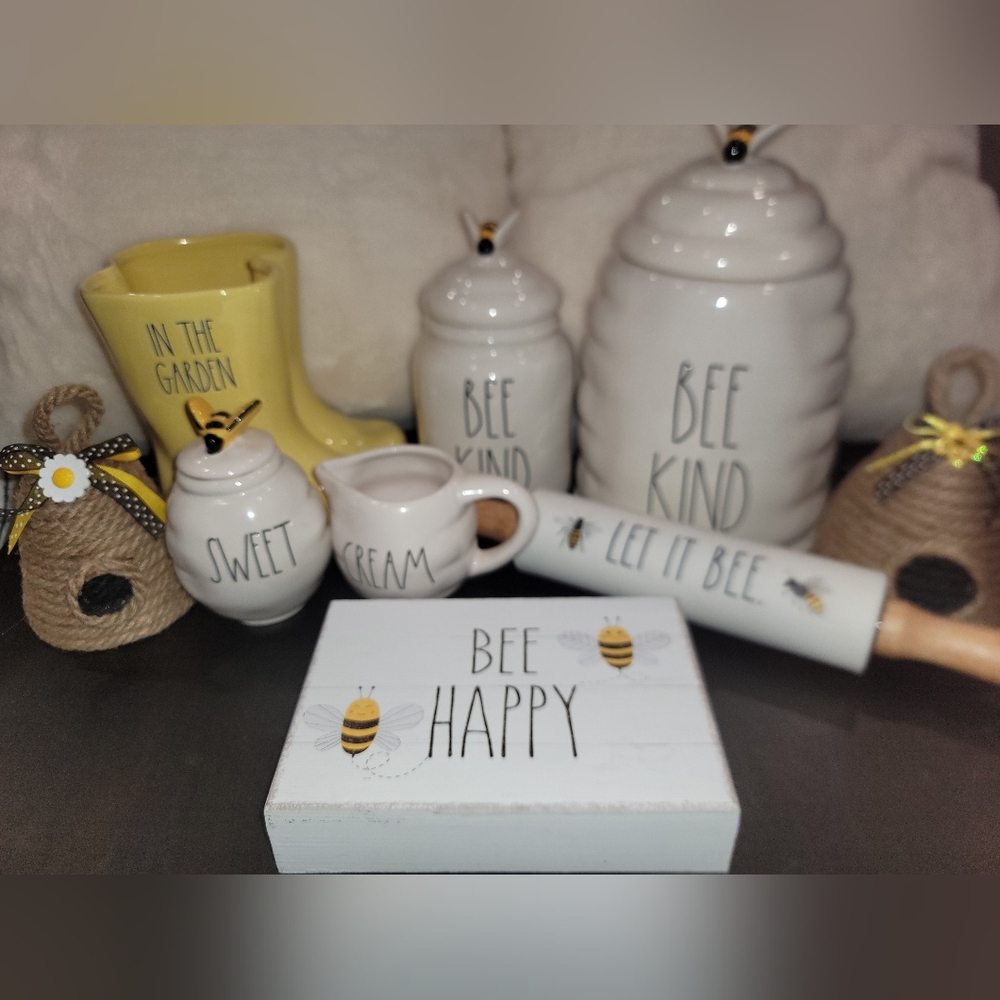 Rae Dunn Bee-Themed Lot
